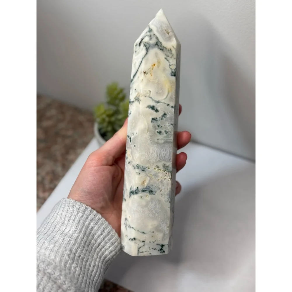 Green/White Moss Agate Druzy Tower